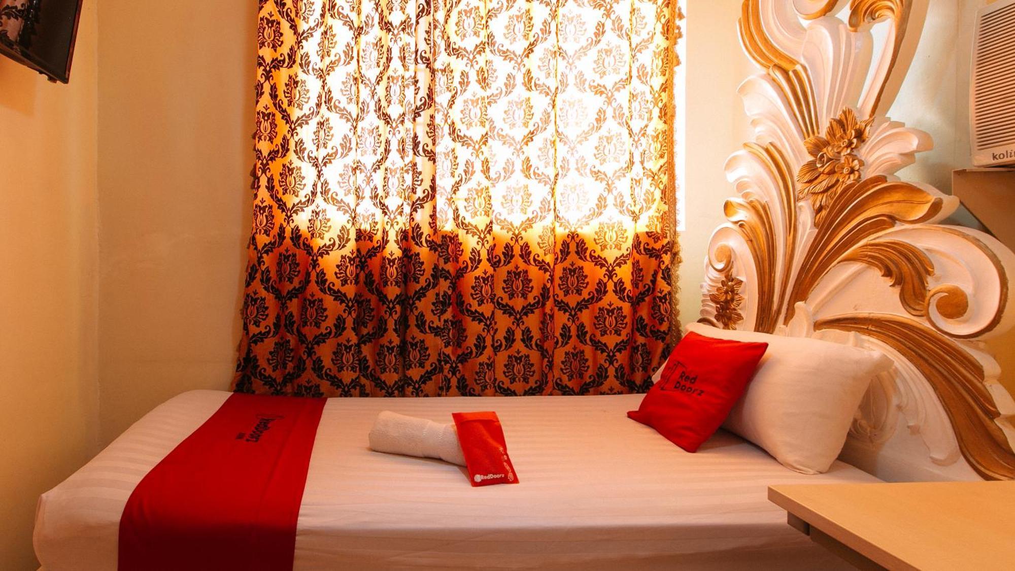 Reddoorz At Manila Venetian Hotel Eksteriør billede